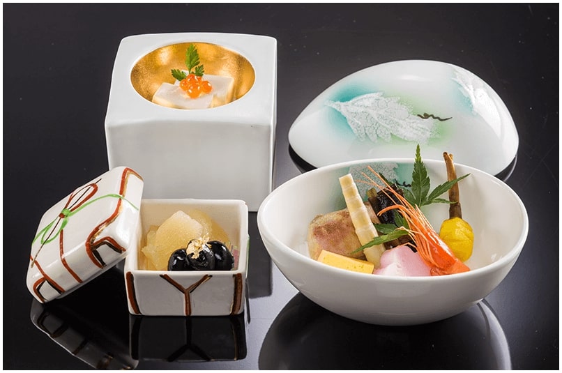 御祝儀肴９種盛 湯葉豆腐いくら添え